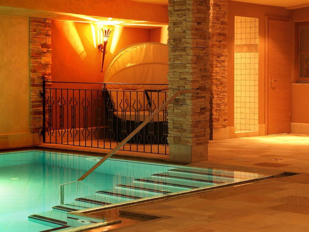 Hotel Garni Romantika Серфаус Экстерьер фото